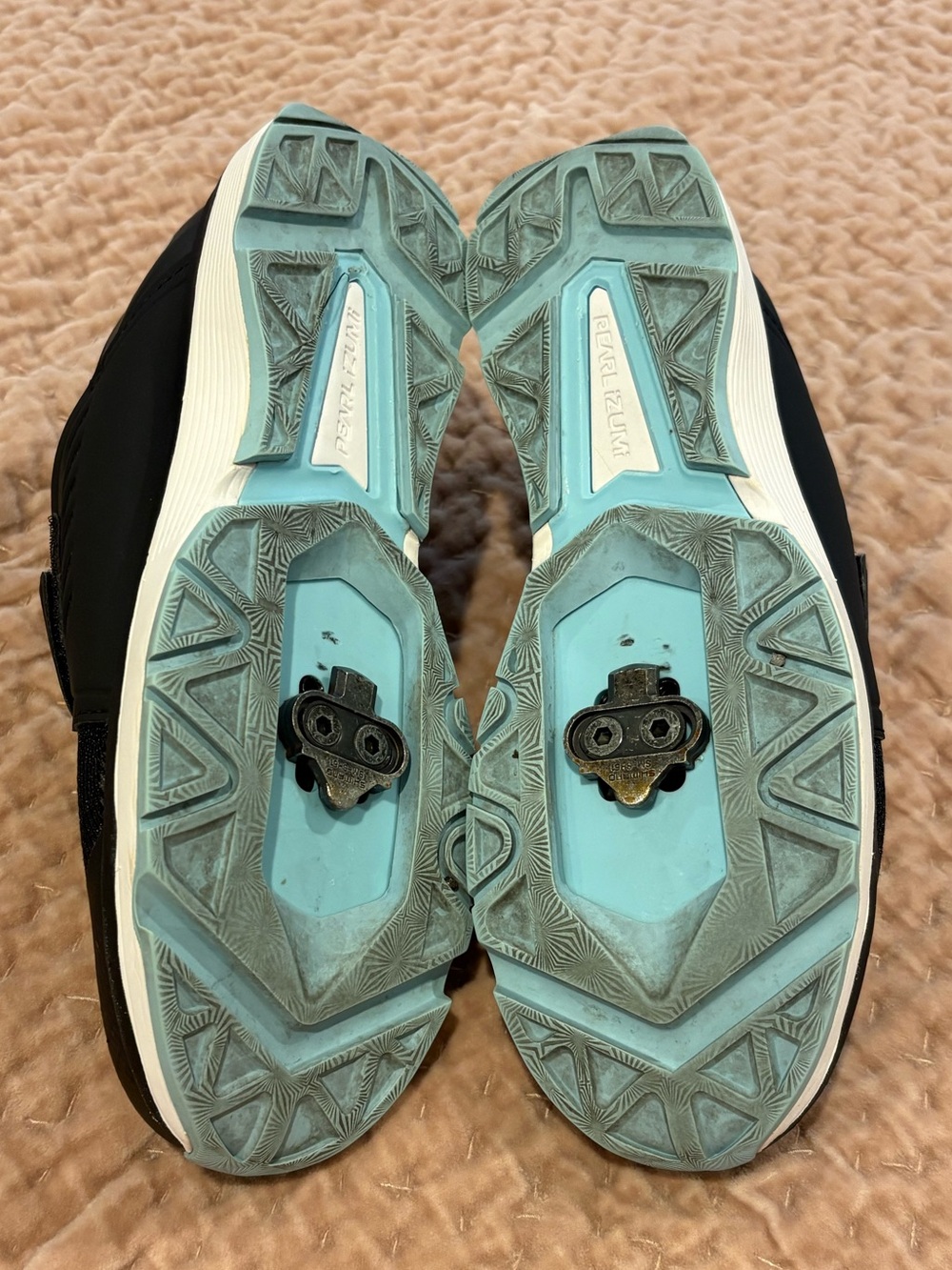 Pearl Izumi Women’s Black Velcro Strap Cycling Shoes/Cleats Size 40 EUC - Picture 6 of 8